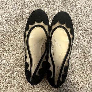 Tahari Daisy Black flats 8M